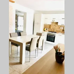  Apartamento Nanna